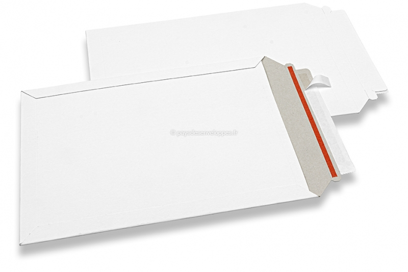 Enveloppe en carton blanche 23,5x34cm